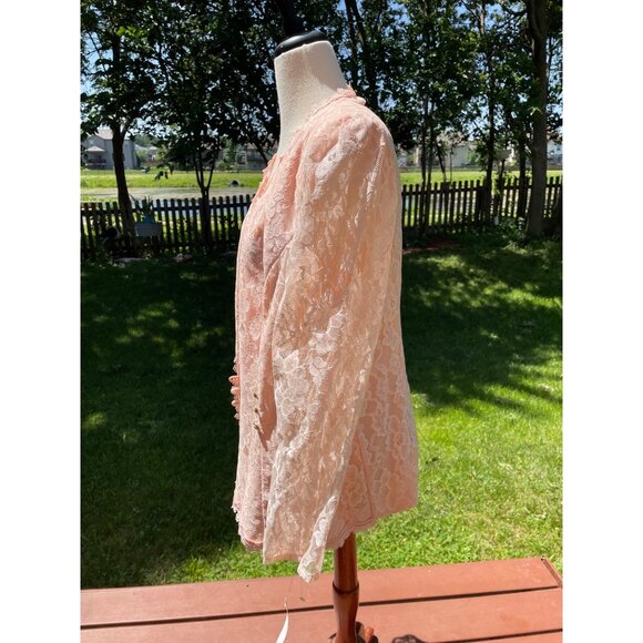 Vintage Lauren Nicole Pink Lace Lined Blouse With Button Detail & Scalloped Trim - Picture 2 of 8